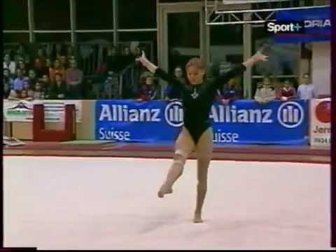 Monica ROSU (ROM) floor - 2004 Arthur Gander memorial