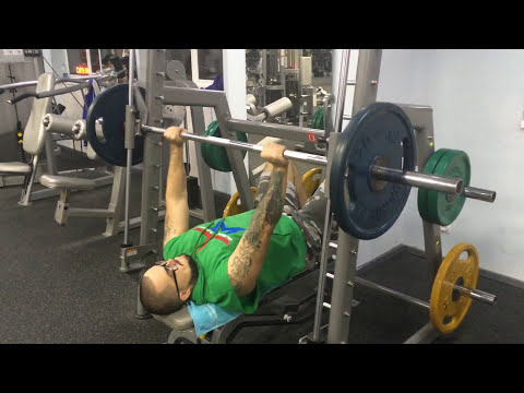 D-Skiff - жим лежа в смите