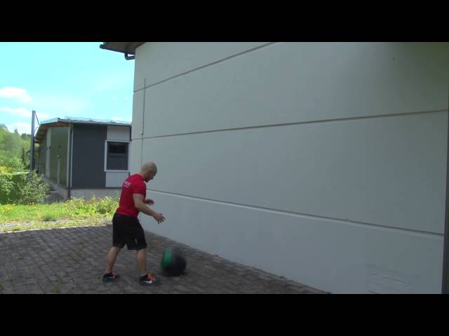 Video Teaser für Wall Ball - High Ball Throw and Bounce
