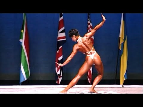 Claudia Mühlhaus (GER), NABBA Universe 1995