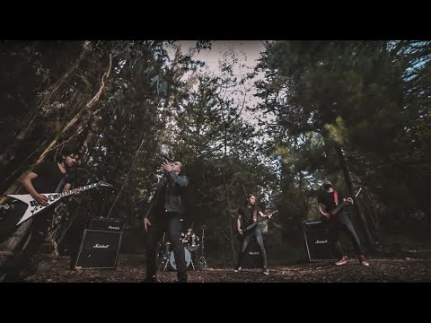 CALAVERA - CON EL PUÑO EN ALTO    (Videoclip Oficial)