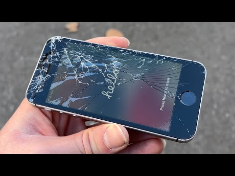 iPhone SE destruction