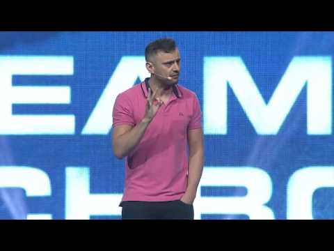 , title : 'BeachBody Coach Summit Keynote 2016 | Gary Vaynerchuk'