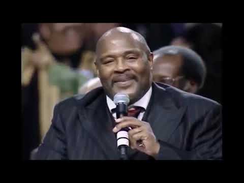Bishop Marvin Winans and Tamela Mann - Anointing Fall on Me (Live)