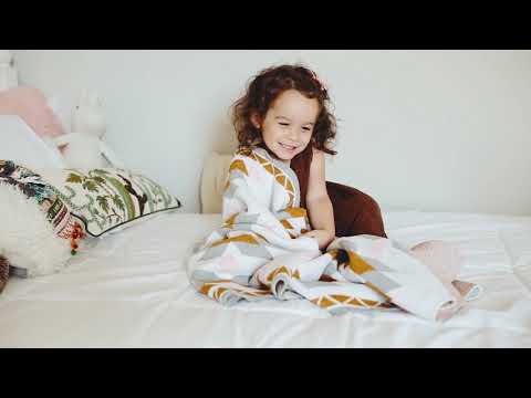 download lagu mp3 mp4 Seek And Swoon, download lagu Seek And Swoon gratis, unduh video klip Seek And Swoon