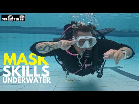 Remove and replace your mask underwater - SCUBA Skills Masterclass
