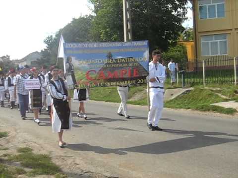 03 SARBATOAREA DATINILOR LA RACIU - MVI_0073.AVI