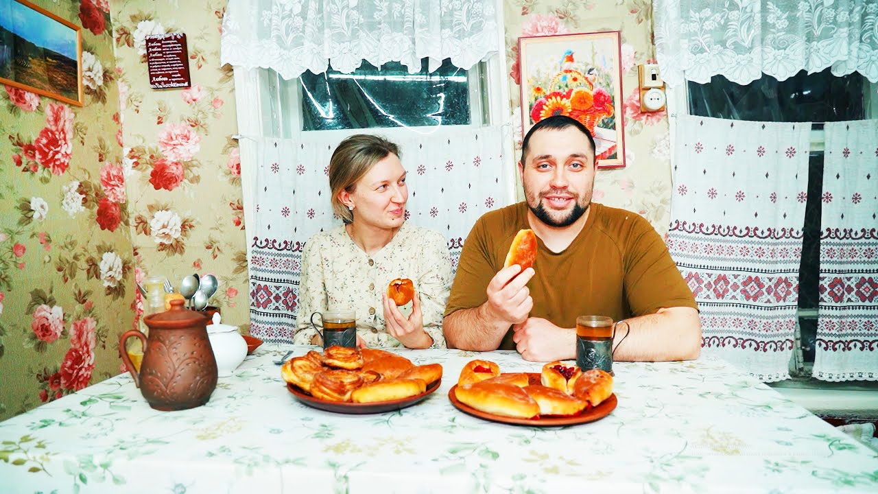 НЕ КРАСНА ИЗБА УГЛАМИ, А КРАСНА ПИРОГАМИ | МОЛОДАЯ СЕМЬЯ ЕДЕТ НА КУРОРТ | ДВЕР?