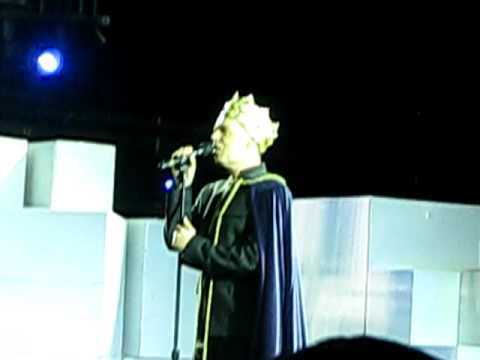 Pet Shop Boys Boston Ma doing Coldplay Viva