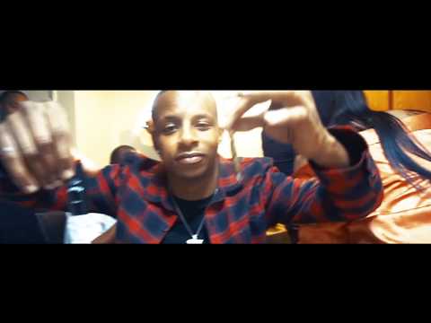 Mac Moore - Run Me My Money (Official Music Video) ShotBy: Papa Smurf Productions