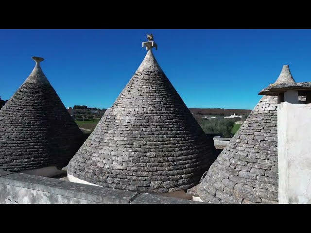 Trulli in vendita nel suggestivo contesto della Valle d'Itria