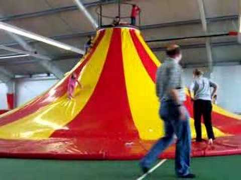 ToyRun4Kids Mai 2007 McPlay Kletterberg3