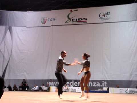 Jade et Maurizio acro