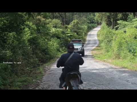 wuling vs rubicon ditanjakan extrem krakalan jalur menuju wisata dieng