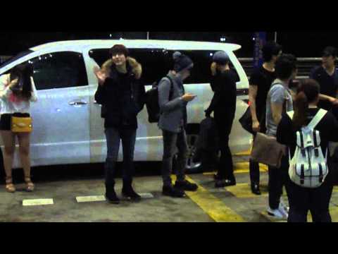 [111212] Fancam Suju-M leaving at KLIA