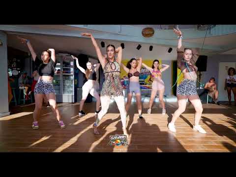 LOLAHONTAS | BACHATA LADY STYLING | Incienso (Remix) Montelier, Nesty