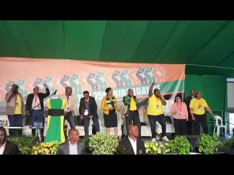 Jacob zuma dance for Asinavalo song.