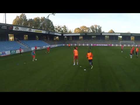 Fussballtraining - Sprint-Achteck mit Ball