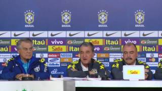 Comissão técnica pensa no futuro da Seleção