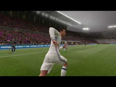 Suarez bites Ronaldo and hurts him (Old video)