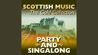 Medley: Uist Tramping Song (Come Along) / Mairi&#39;s Wedding / Scotland the Brave