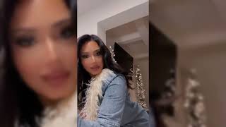 ぷるんとした唇に爆乳＆デカ尻のモデルが色気ムンムンポーズをお披露目！