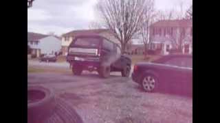 preview picture of video '6'' lift to rear, scrapes the top of the garage driving it out(Part2)'
