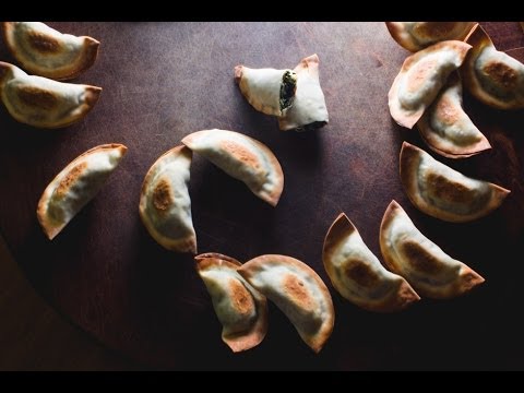 Ricotta & Spinach Won Tons