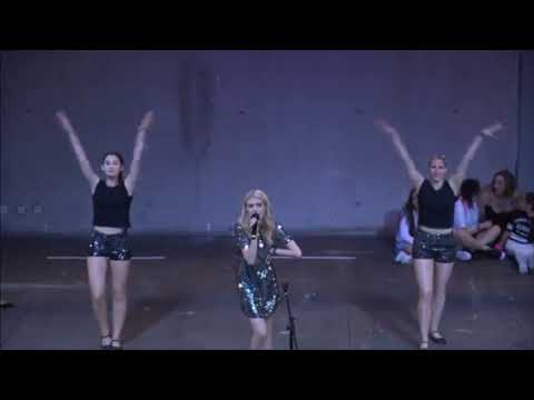 Lisa Mikolaschek - Sinn für Stil (Musical AIDA)  / Stimmen gegen Krebs