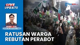 Meriahnya Grebek Maulid di Bandar Lampung, Antusias Ratusan Warga Berebut Alat Rumah Tangga