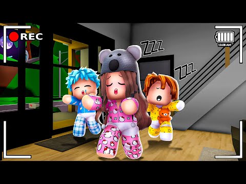 We Caught our BABY PLUSHIES SLEEPWALKING at 3AM..(Brookhaven)