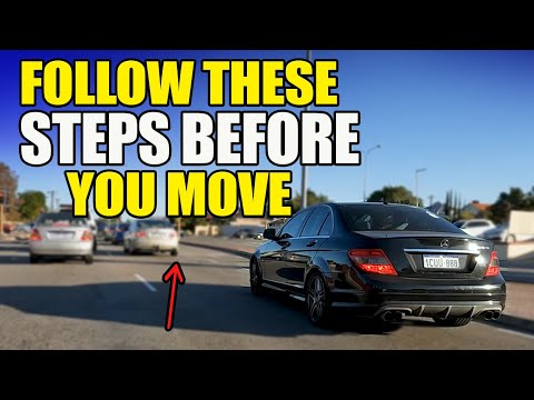 How To Change Lanes in Busy Traffic (Driving Lesson)