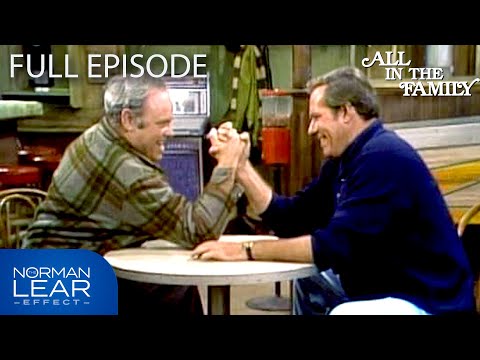 Judging Books By Covers | All In The Family | FULL EPISODE | S1EP5 | The Norman Lear Effect