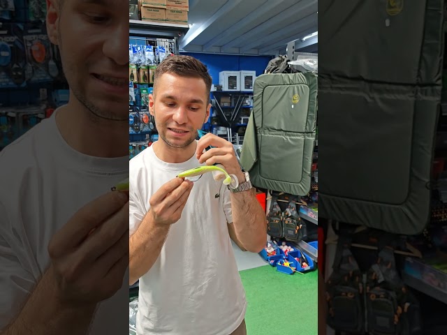 Vídeo relacionado con HERCHR Señuelos de Camarones, Cebo Duradero para Señuelos de Pesca de Calamar Cebo de Plástico Luminoso de 4 Piezas Cebo de Calamar para Camarones, Calamares, Pesca Nocturna, Agua Dulce y Salada