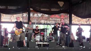 Big D and the Kids Table - L.A.X.