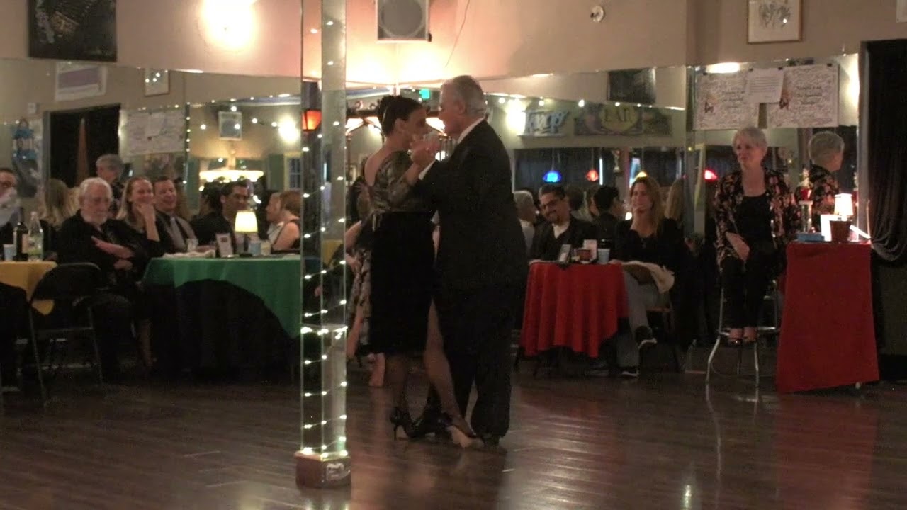 Tito and Cristina Saggese at El Encuentro 1/2