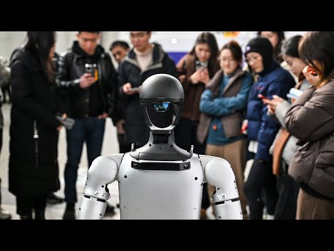 China’s Startups Race to Dominate Humanoid Robot Market