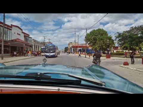 Fahrt aus südlicher Richtung nach Moron (Provinz Ciego de Avila), Kuba, bis zum Bahnhof,  April 2024