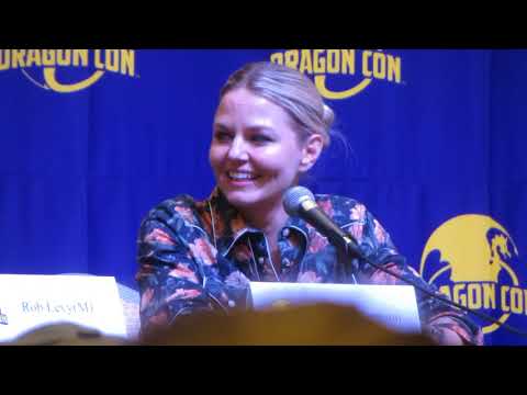 Jennifer Morrison at DragonCon 2018