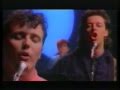 Videoklip Tears For Fears - Everybody Wants To Rule The World  s textom piesne