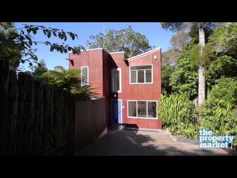 15 Takahe Road, Titirangi