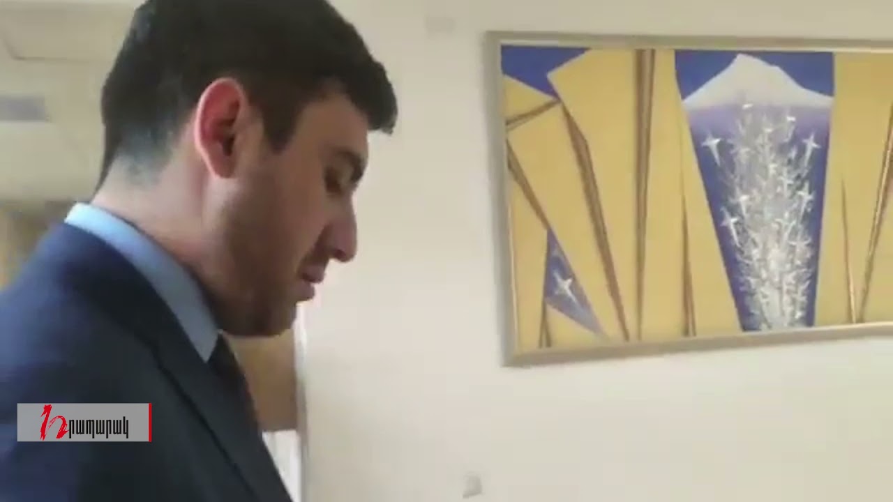 Ձեր ղեկավարը բոցաշունչ ելույթ էր ունենում, ինչու՞ չկանգնեցիք