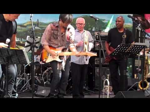 Kay-Ta Matsuno Guitar Battle and Solo with East Bay Soul