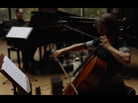 The Sun Rose.  In rehearsal with Caroline Dale