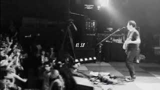 Divididos - El 38 (Letra)