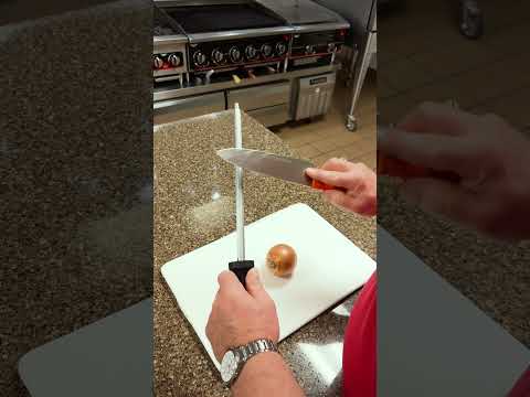 Knife Sharpening Masterclass: Easy Tips for Razor Sharp Blades 🔪 #chef #canada  #knifeskills