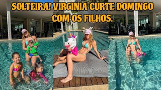VIRGINIA ENJOYS THE POOL WITH HER CHILDREN THIS SUNDAY