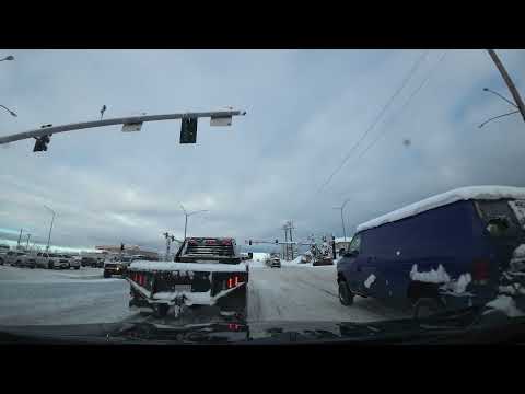 Depois de uma tempestade de neve, dirija do Walmart até Wells Fargo & Costco!
