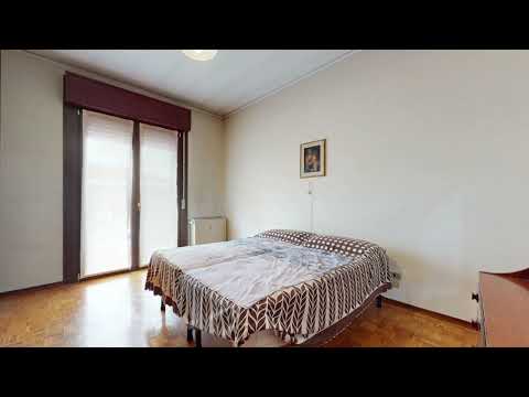 Trilocale all'ultimo piano con garage