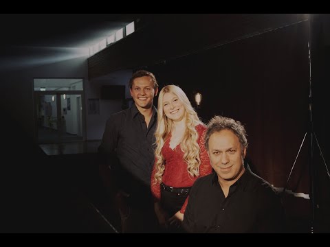 Over (Piano Version) - Moschi feat. LuisA, piano by Murat Parlak